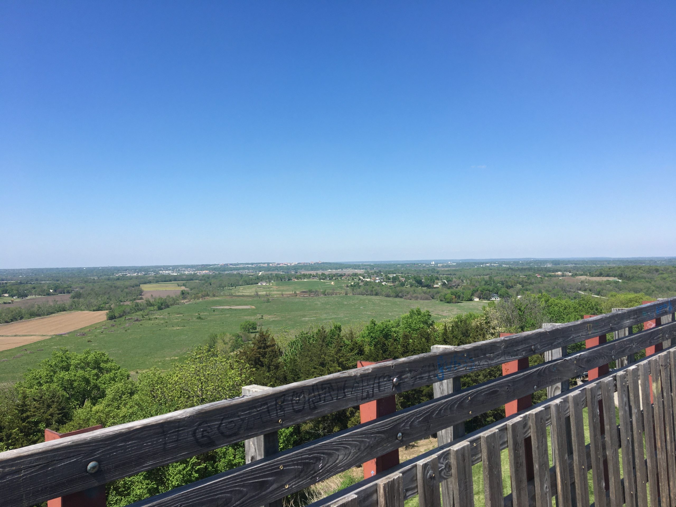 County leaders approve grant to help preserve 135-acre farm surrounding Wells Overlook | News, Sports, Jobs - Lawrence Journal-World: news, information, headlines and events in Lawrence, Kansas - Vimarsana News